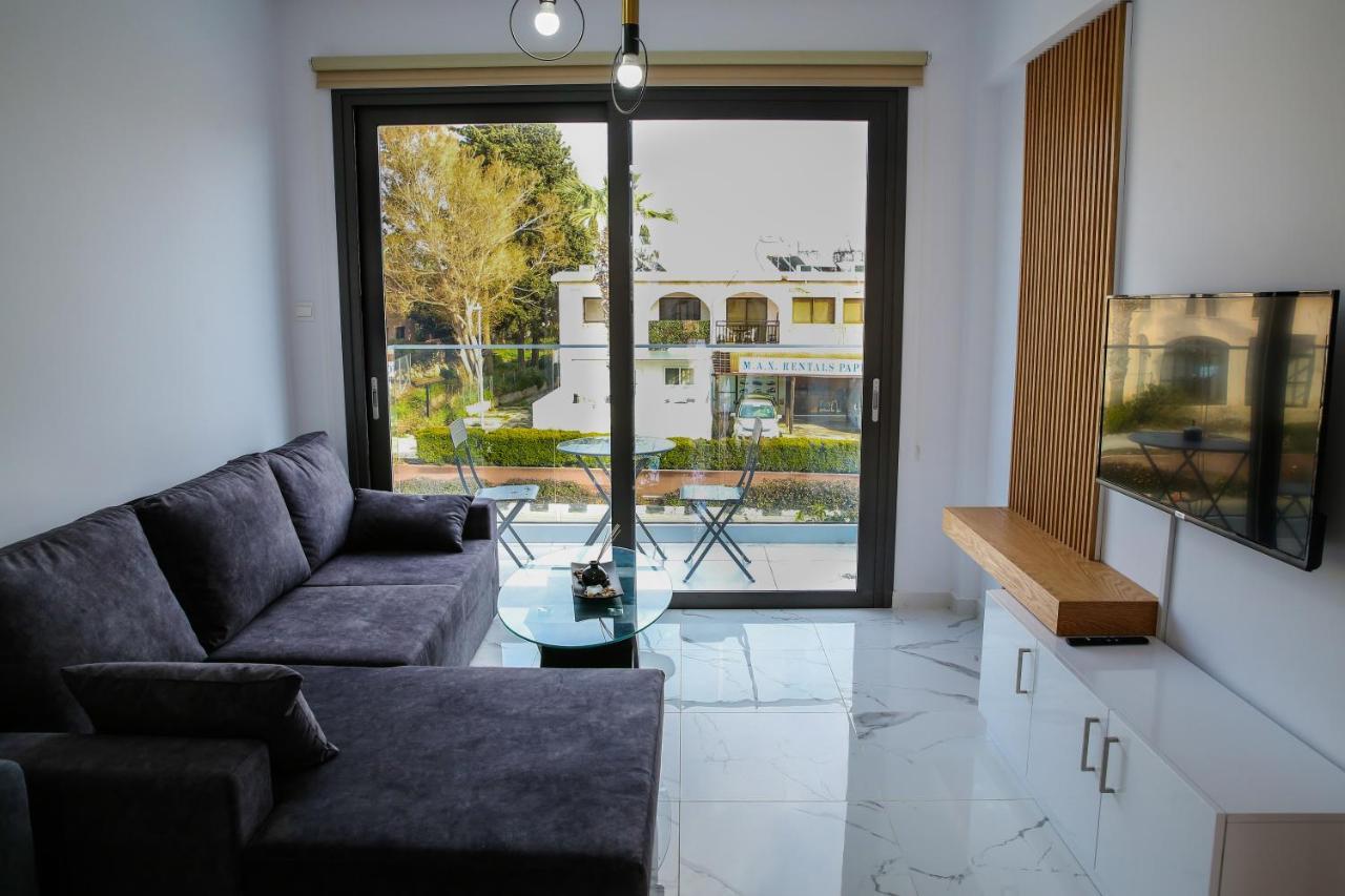 Sea Side Appartment In Kato Pafos Exterior foto
