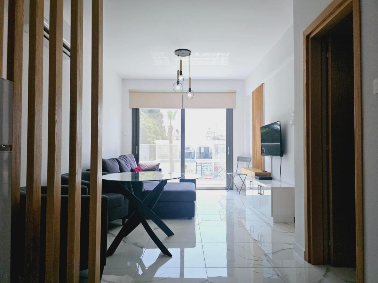 Sea Side Appartment In Kato Pafos Exterior foto