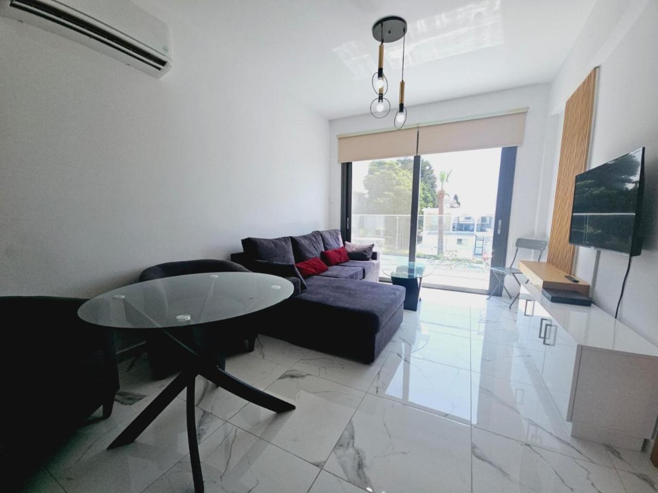 Sea Side Appartment In Kato Pafos Exterior foto